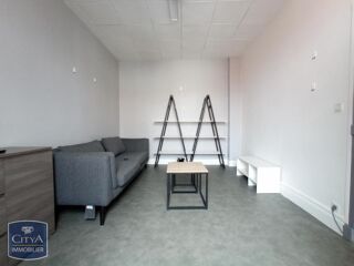  Appartement à louer 3 pièces 56 m²