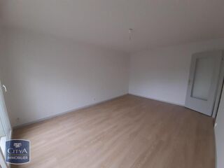  Appartement à louer 3 pièces 70 m²