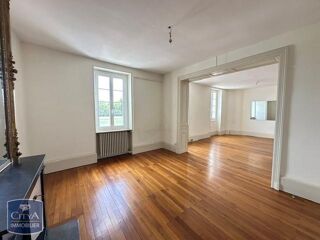  Appartement � louer 5 pi�ces 121 m�