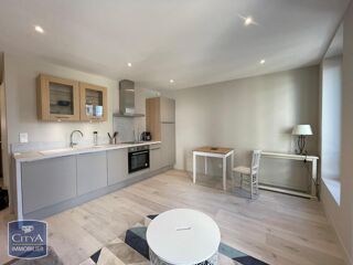  Appartement à louer 2 pièces 32 m²