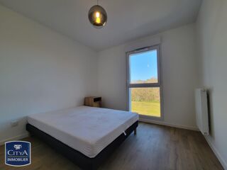  Appartement à louer 3 pièces 64 m²