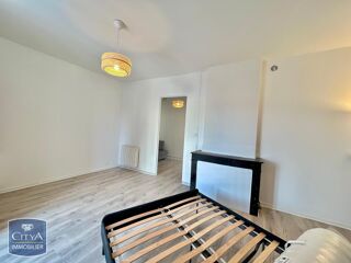  Appartement à louer 2 pièces 41 m²