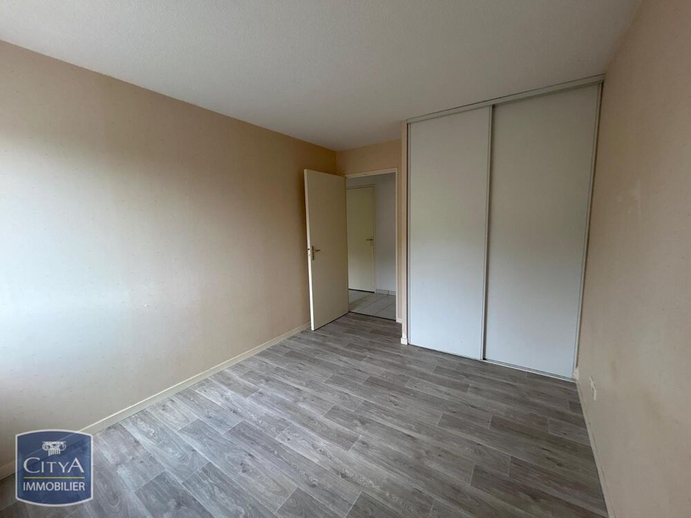 À LOUER : Appartement T3 à Châtellerault, situé dans un ....