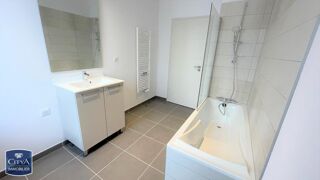  Appartement à louer 3 pièces 67 m²