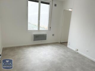  Appartement à louer 1 pièce 21 m²