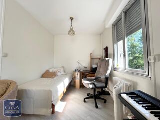  Appartement à louer 1 pièce 33 m²