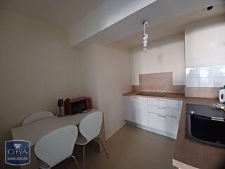  Appartement à louer 1 pièce 44 m²
