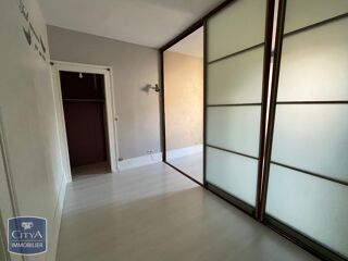  Appartement à louer 2 pièces 33 m²