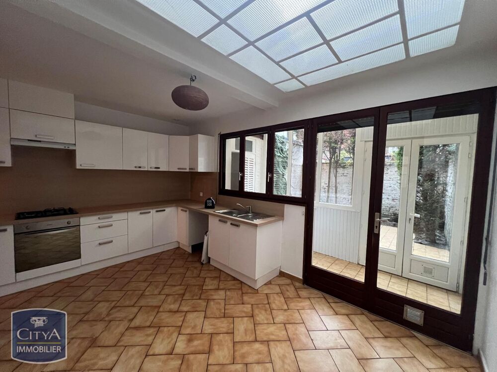 location Maison - 6 pièce(s) - 102 m² Lille (59000)