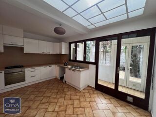  Maison à louer 6 pièces 102 m²