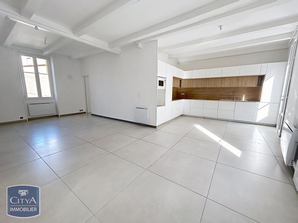 location Appartement - 4 pièce(s) - 97 m² Nîmes (30000)