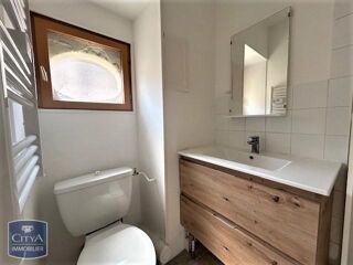  Appartement à louer 2 pièces 33 m²
