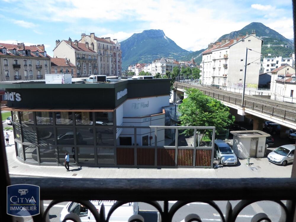 A LOUER Bel appartement de type T1 situé à Grenoble (380....