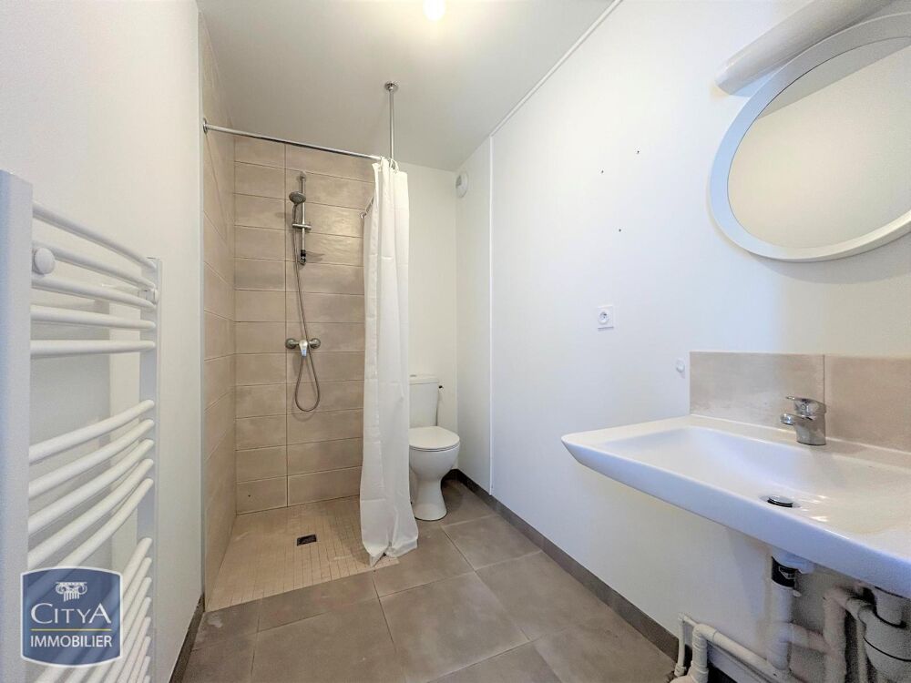 location Appartement - 2 pièce(s) - 33 m² Coutras (33230)