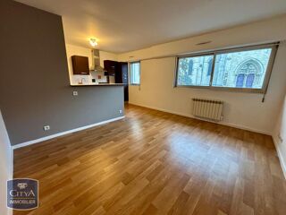  Appartement à louer 2 pièces 59 m²