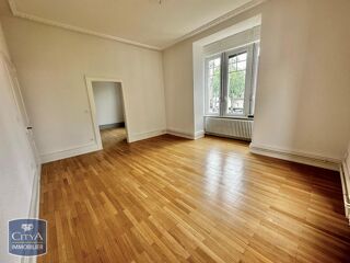 Appartement à louer 4 pièces 84 m²