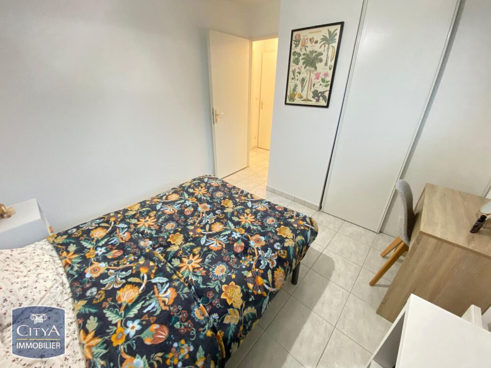 location Appartement - 2 pièce(s) - 40 m² Saint-Michel (16470)