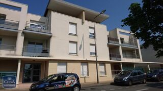  Appartement à louer 3 pièces 65 m²