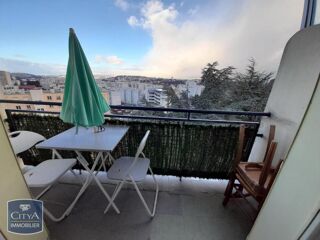 Appartement à louer 3 pièces 52 m²