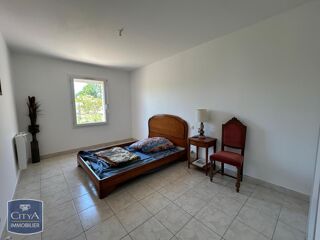  Appartement à louer 3 pièces 80 m²