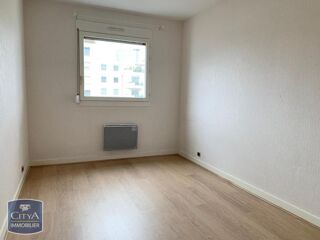  Appartement à louer 3 pièces 67 m²