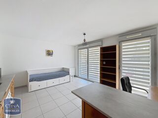  Appartement à louer 1 pièce 30 m²