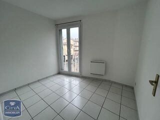  Appartement à louer 2 pièces 32 m²