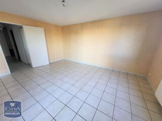  Appartement à louer 3 pièces 66 m²