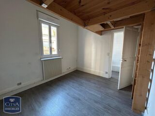  Appartement à louer 3 pièces 63 m²