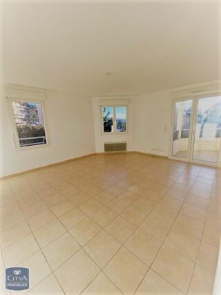  Appartement à louer 3 pièces 70 m²