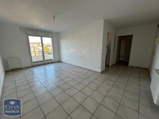 Appartement à louer 3 pièces 63 m²