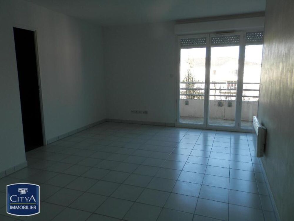 À LOUER : Appartement récent T3 situé à Terrasson Lavill....
