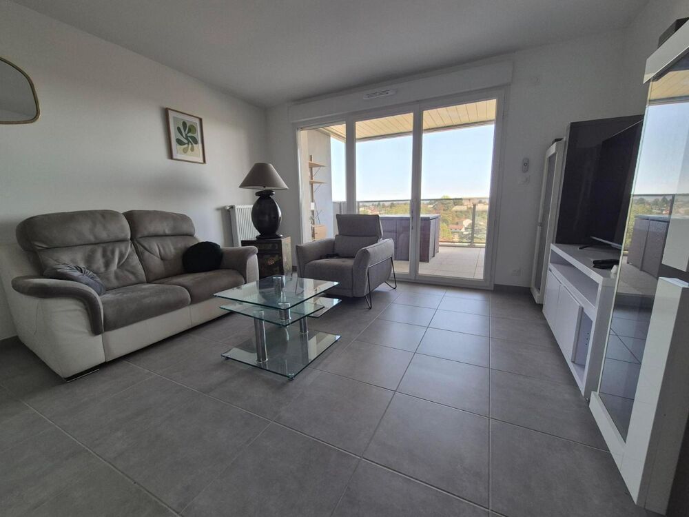 Très bel appartement meublé situé dans une résidence réc....