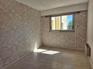  Appartement à louer 4 pièces 91 m²