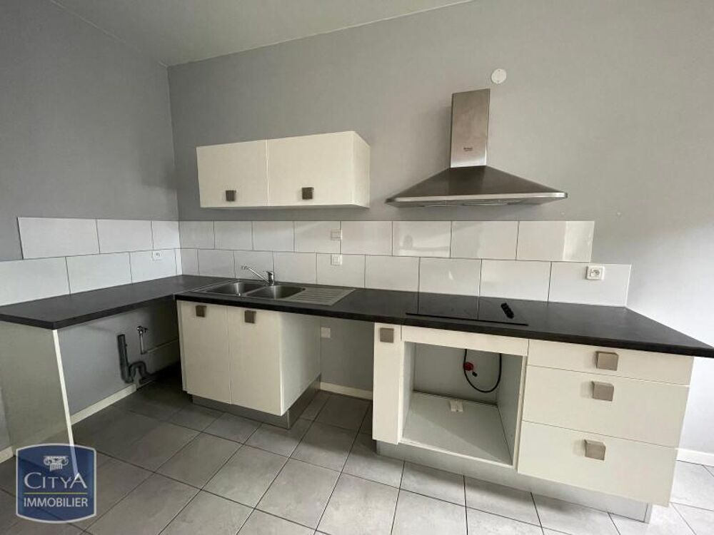 À LOUER : Appartement T3 situé en plein coeur de Pau. Ce ....