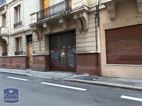  Parking / Garage � louer 