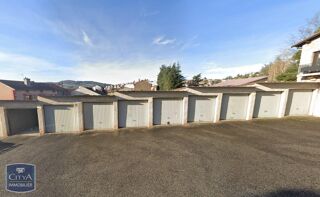  Parking / Garage � louer 10 m�