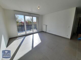  Appartement à louer 3 pièces 57 m²