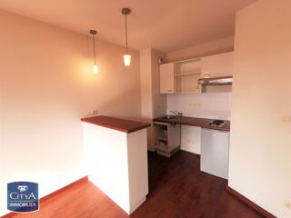 Appartement à louer 2 pièces 32 m²