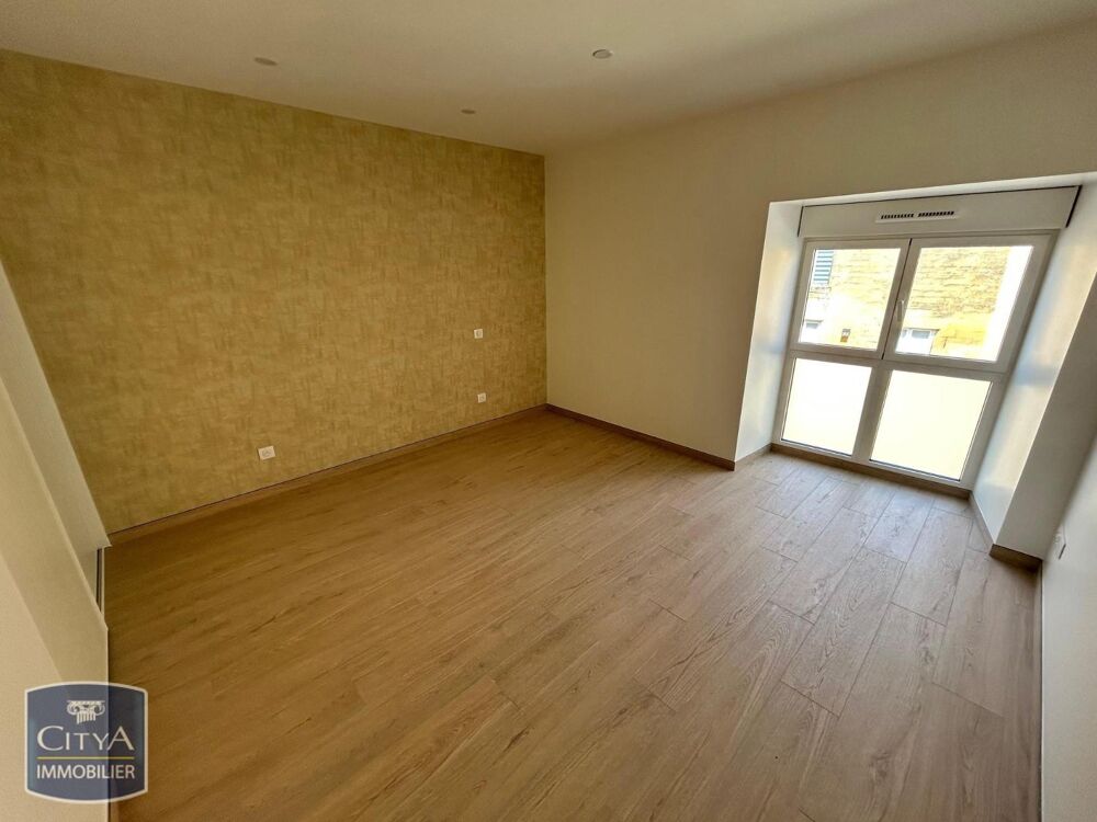 location Appartement - 3 pièce(s) - 96 m² Saint-Marcel (08460)