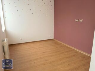  Appartement � louer 3 pi�ces 79 m�