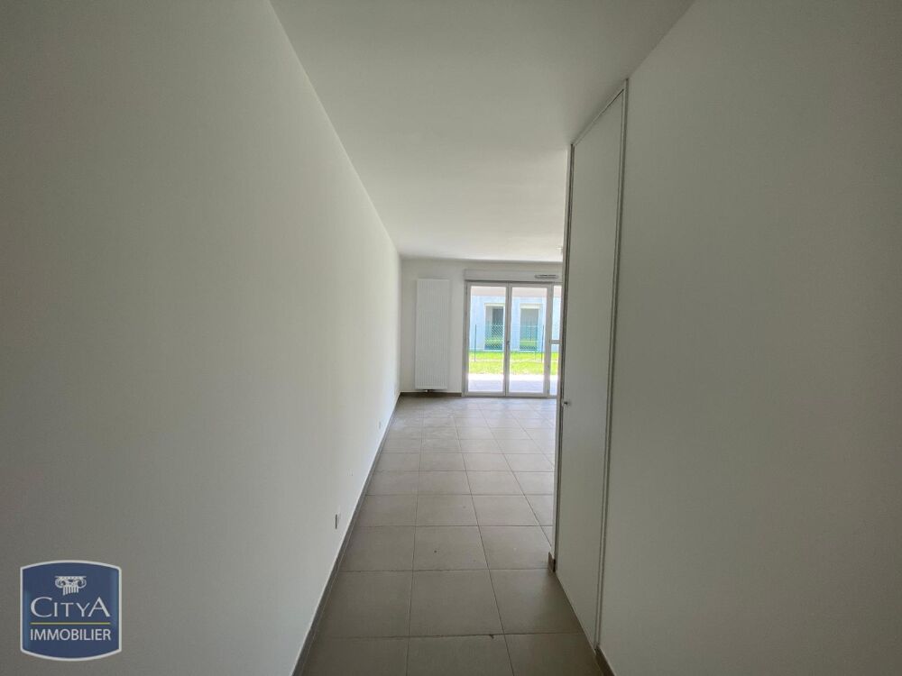 location Appartement - 2 pièce(s) - 47 m² Saint-Genis-Pouilly (01630)