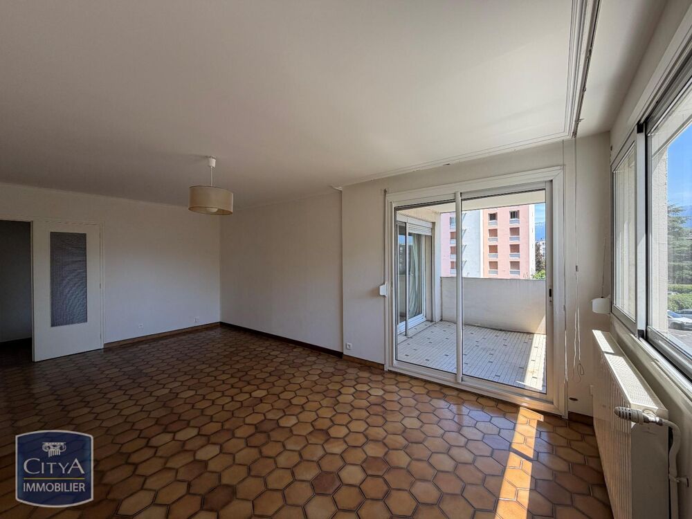 À LOUER : Appartement T4 situé à Seyssinet Pariset, dans....