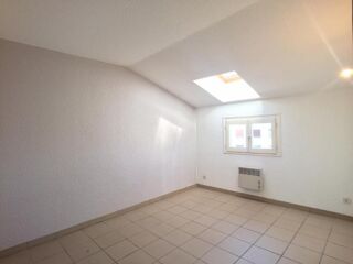  Appartement à louer 2 pièces 51 m²