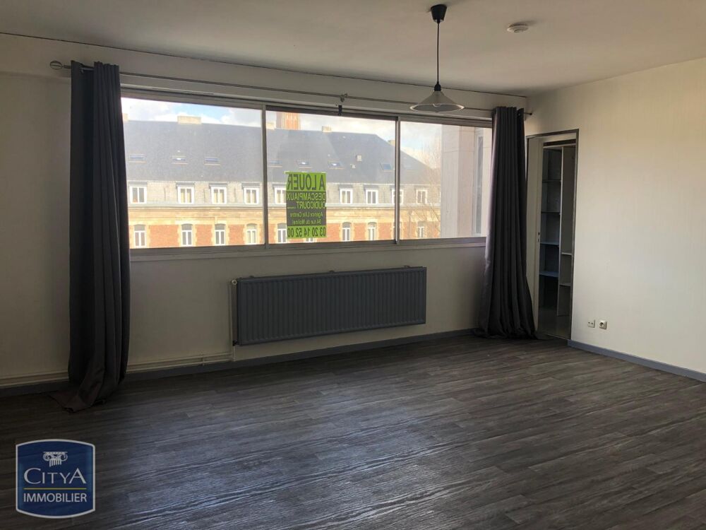 À LOUER Découvrez cet appartement T1 moderne situé au coe....