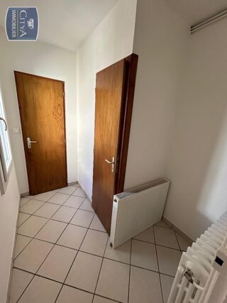 Appartement à louer 2 pièces 49 m²