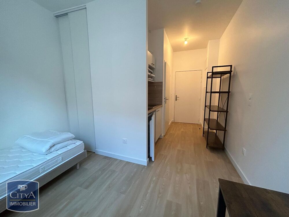 À LOUER : Appartement spacieux et lumineux, idéalement s....