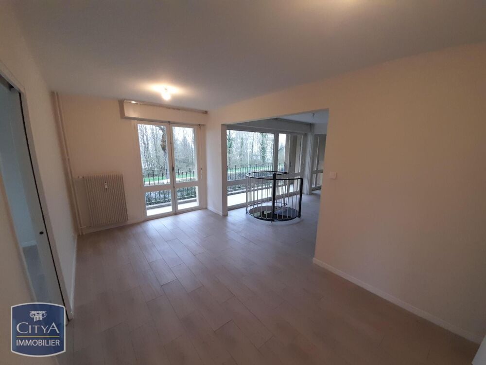 location Appartement - 4 pièce(s) - 95 m² Sedan (08200)