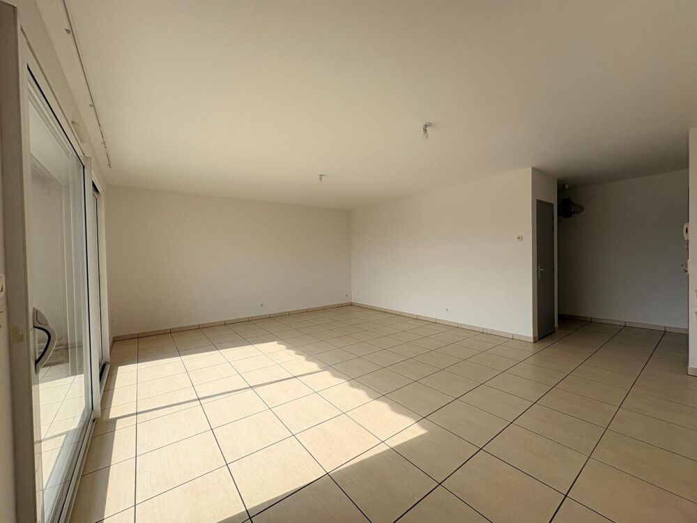 location Appartement - 3 pièce(s) - 73 m² Aubenas (07200)
