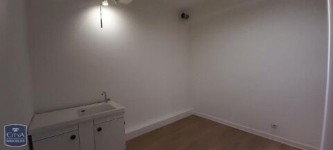   Location / Local Commercial 